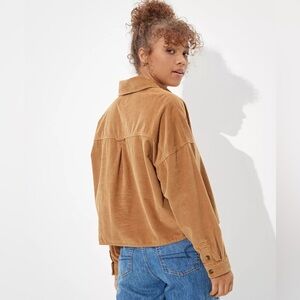 AMERICAN EAGLE Corduroy Button Up